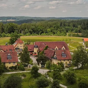https://gut-sonnenhausen.com-bavaria.com